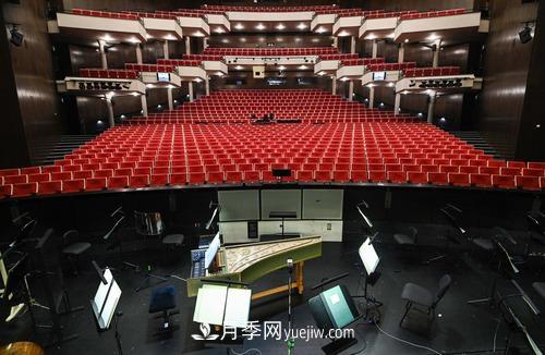 2020年歪果仁选中的年度词汇,其实都说了一件事(图2) 2020年歪果仁选中的年度词汇,其实都说了一件事(图2)