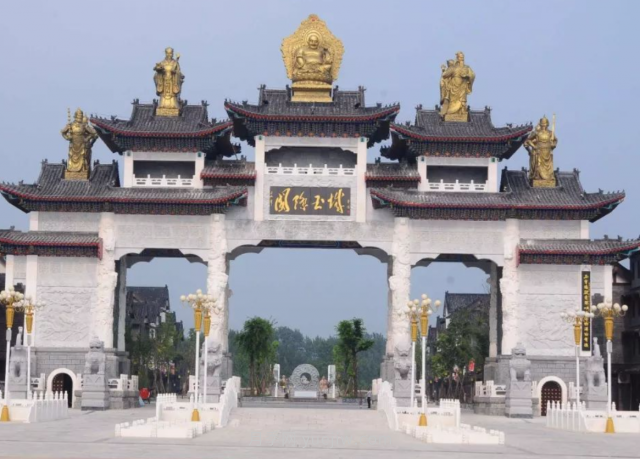 国际玉城，南阳石佛寺大规模交易市场(图1)